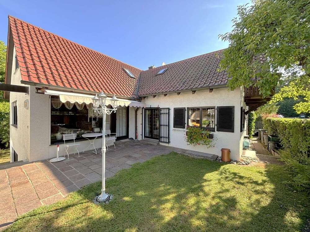 Thumbnail-Haus zum Kaufen in Böblingen 895.000,00 € 196.5 m²