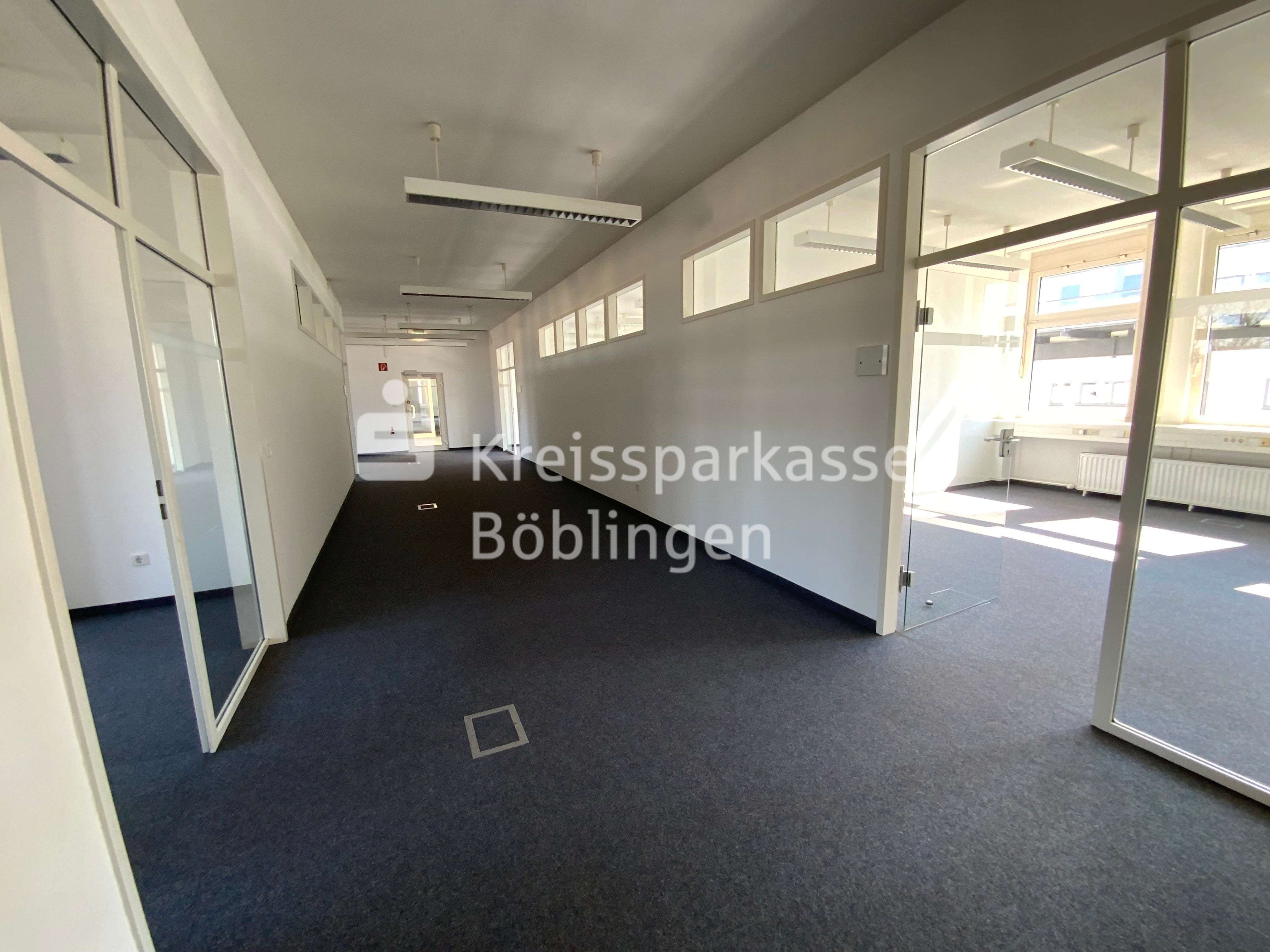 Thumbnail-Büro in Sindelfingen 2.400,00 € 300 m²