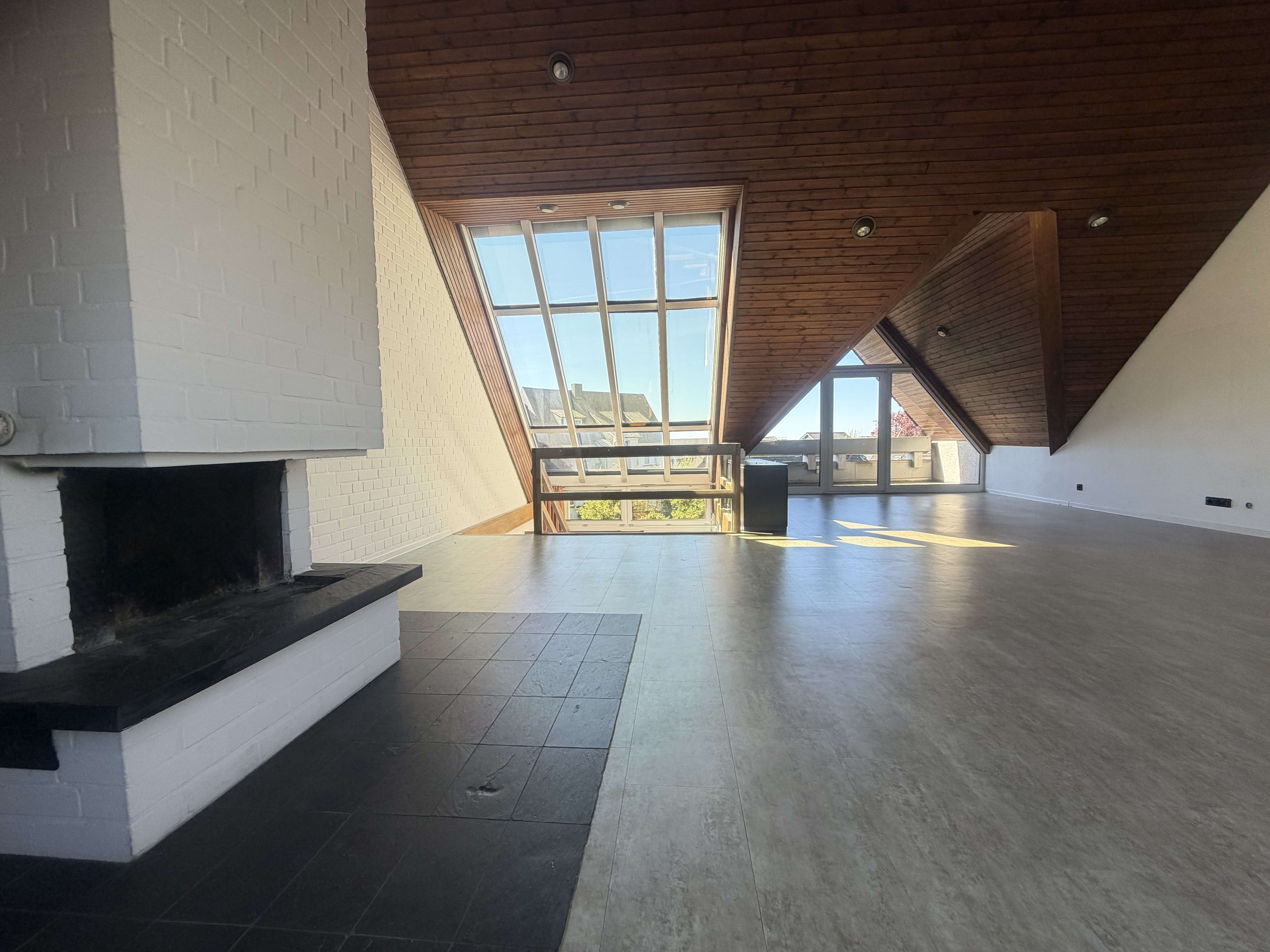 Thumbnail-Wohnung zum Mieten in Wuppertal 1.235,00 € 142 m²