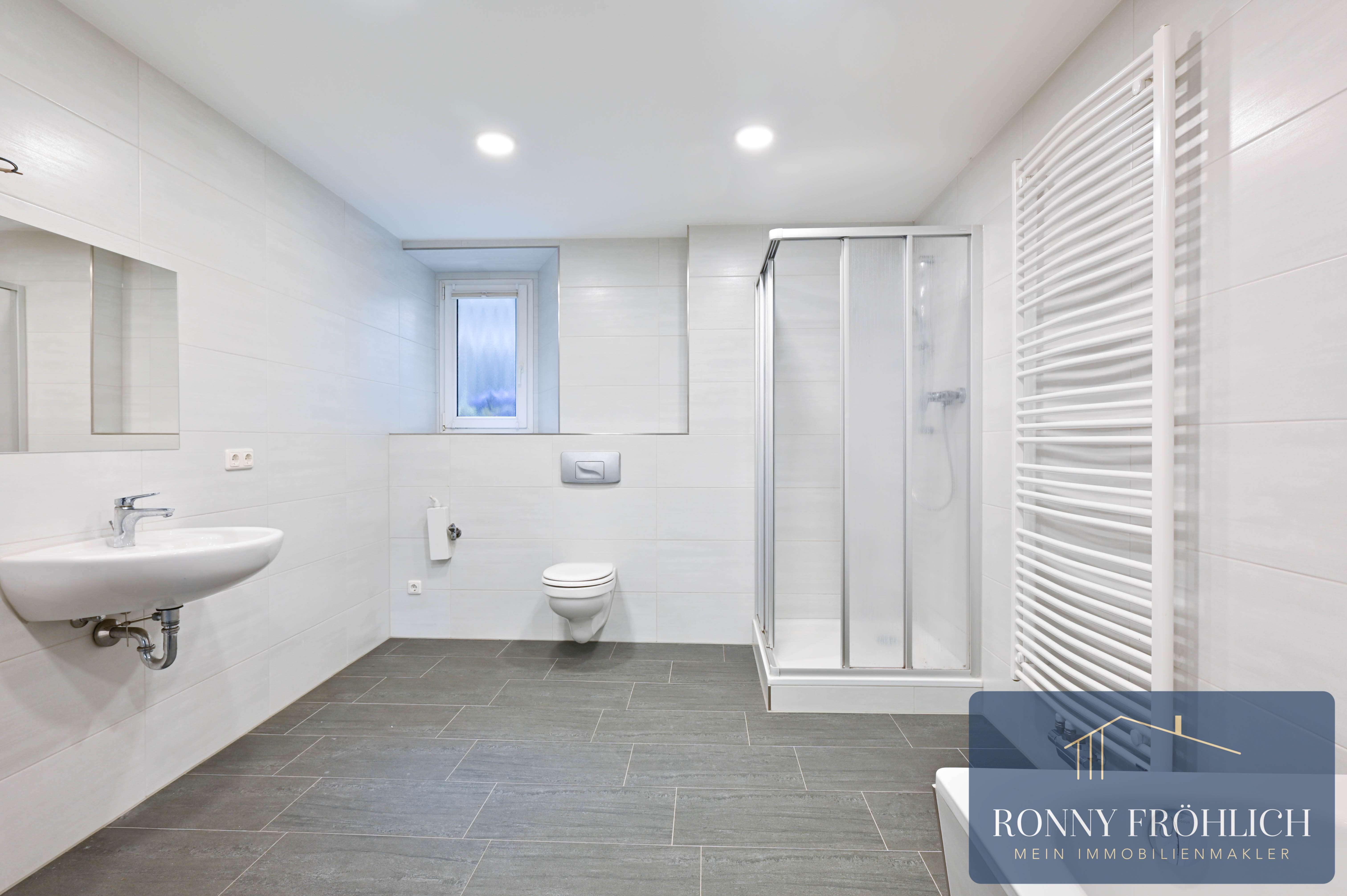 Thumbnail-Wohnung zum Mieten in Meerane 835,00 € 157 m²