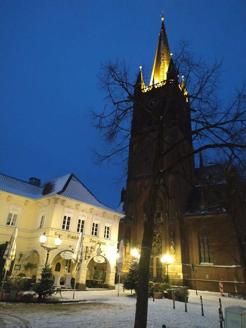 Thumbnail-Wohnung zum Mieten in Krefeld 850,00 € 74 m²