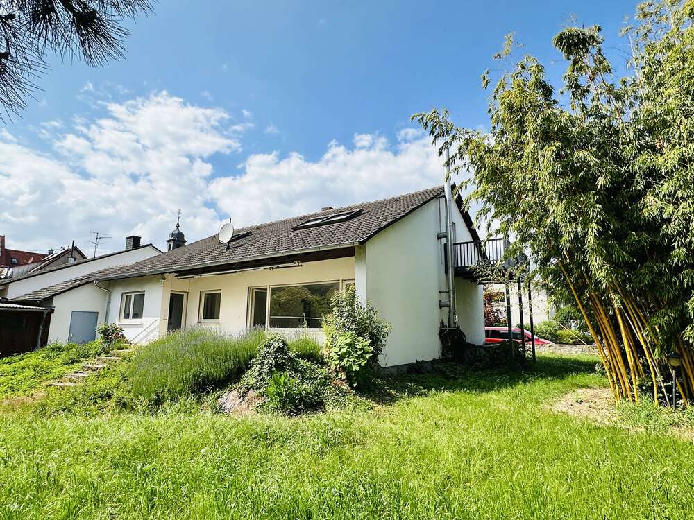 Thumbnail-Haus zum Kaufen in Landau 549.000,00 € 207 m²