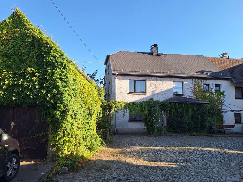 Thumbnail-Haus zum Kaufen in Haselbachtal 59.000,00 € 170 m²