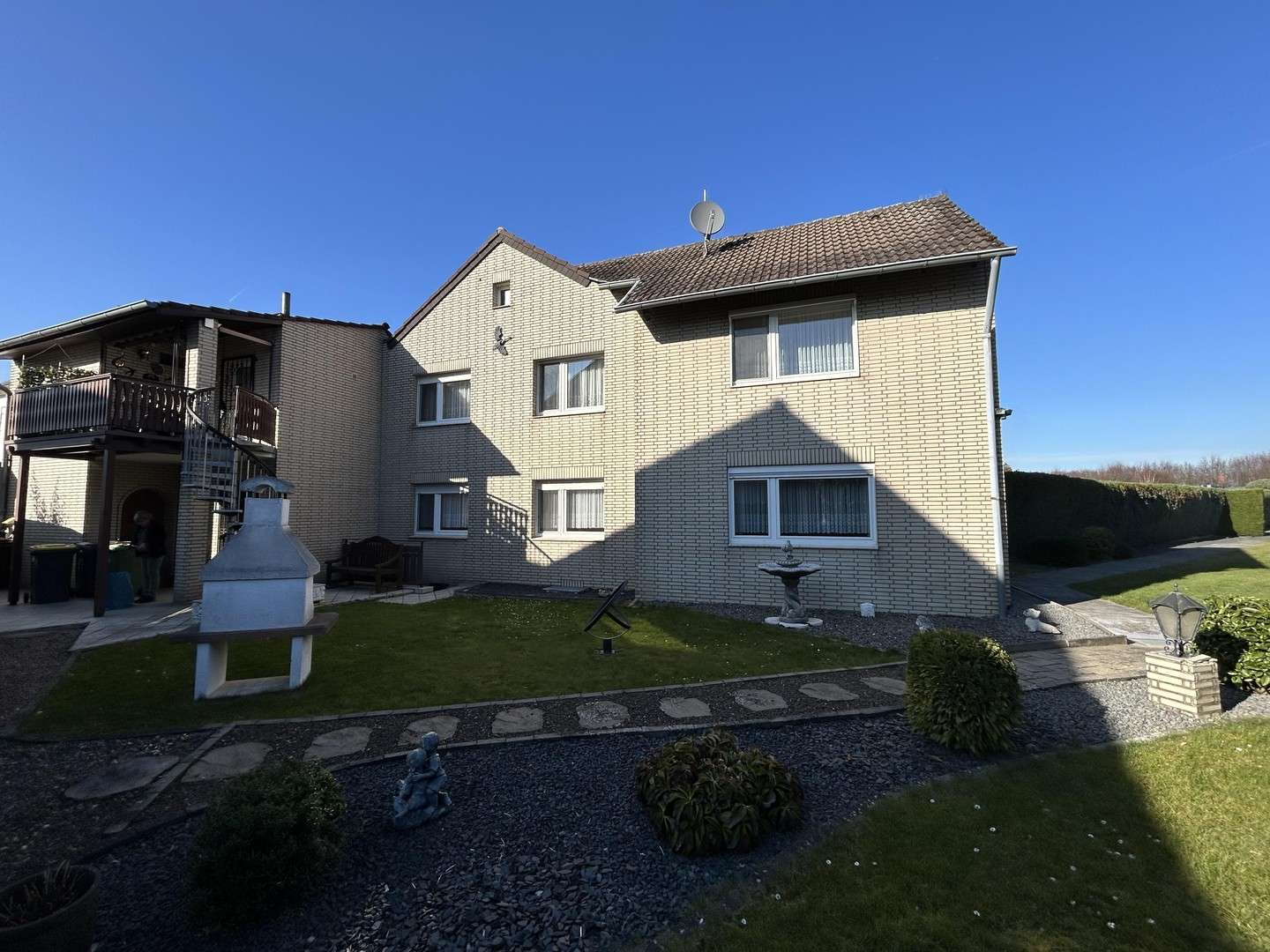 Thumbnail-Haus zum Kaufen in Rommerskirchen 348.000,00 € 187 m²