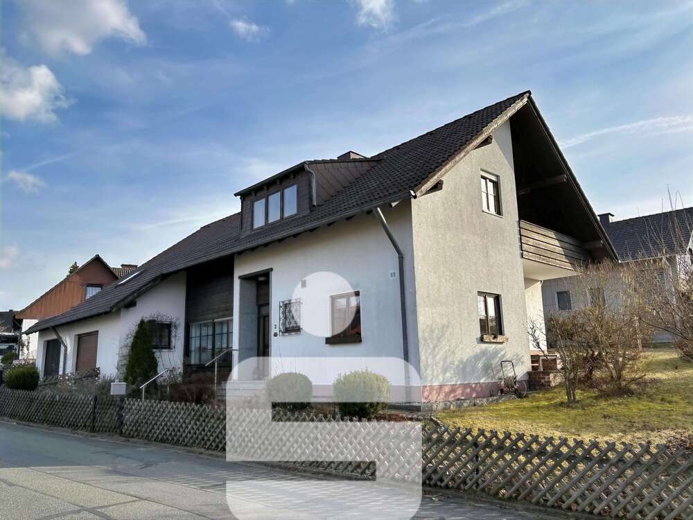 Thumbnail-Haus zum Kaufen in Döhlau 350.000,00 € 210.5 m²
