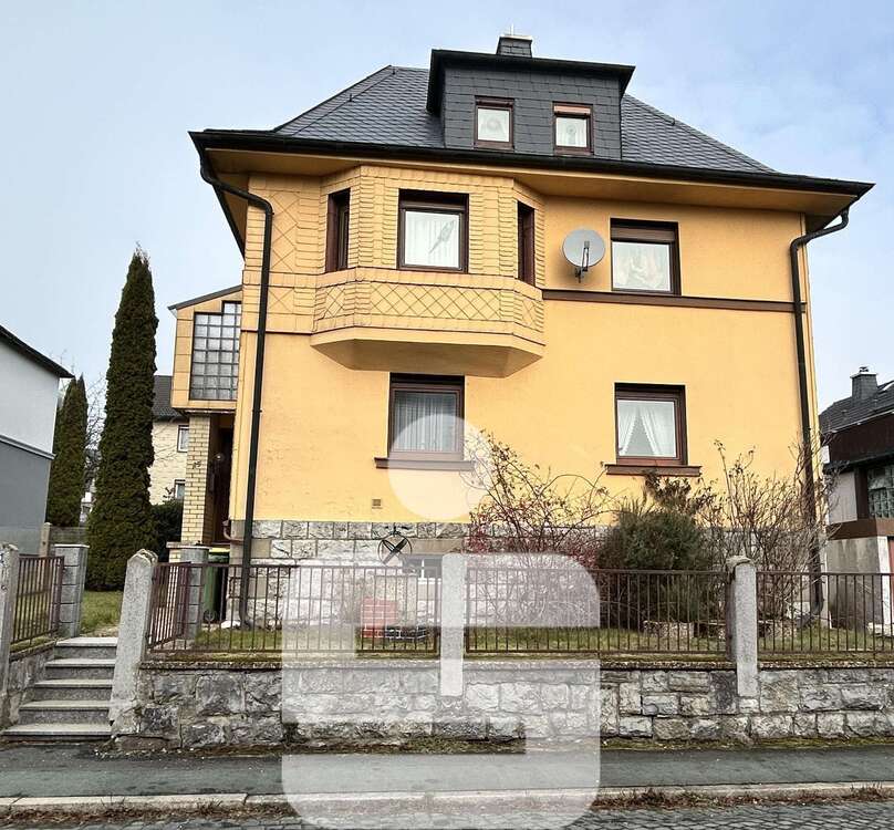 Thumbnail-Haus zum Kaufen in Schwarzenbach a.Wald 69.000,00 € 145 m²