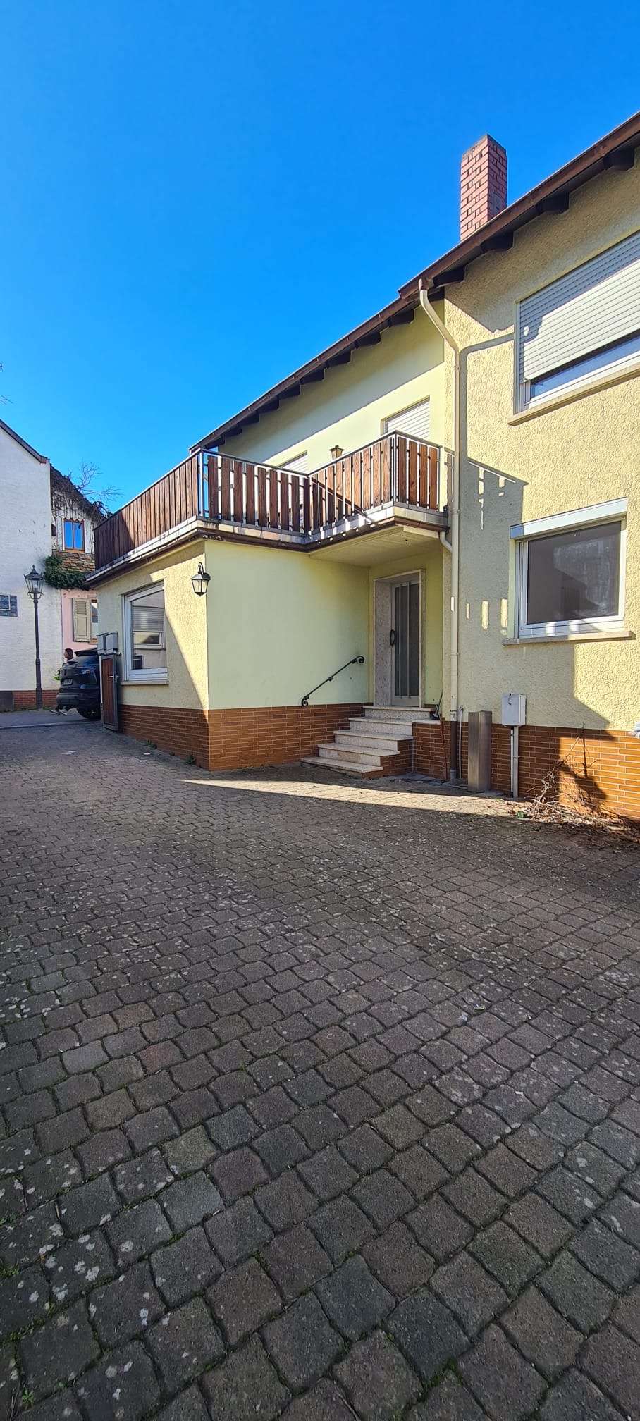 Thumbnail-Haus zum Mieten in Zornheim 1.800,00 € 150 m²