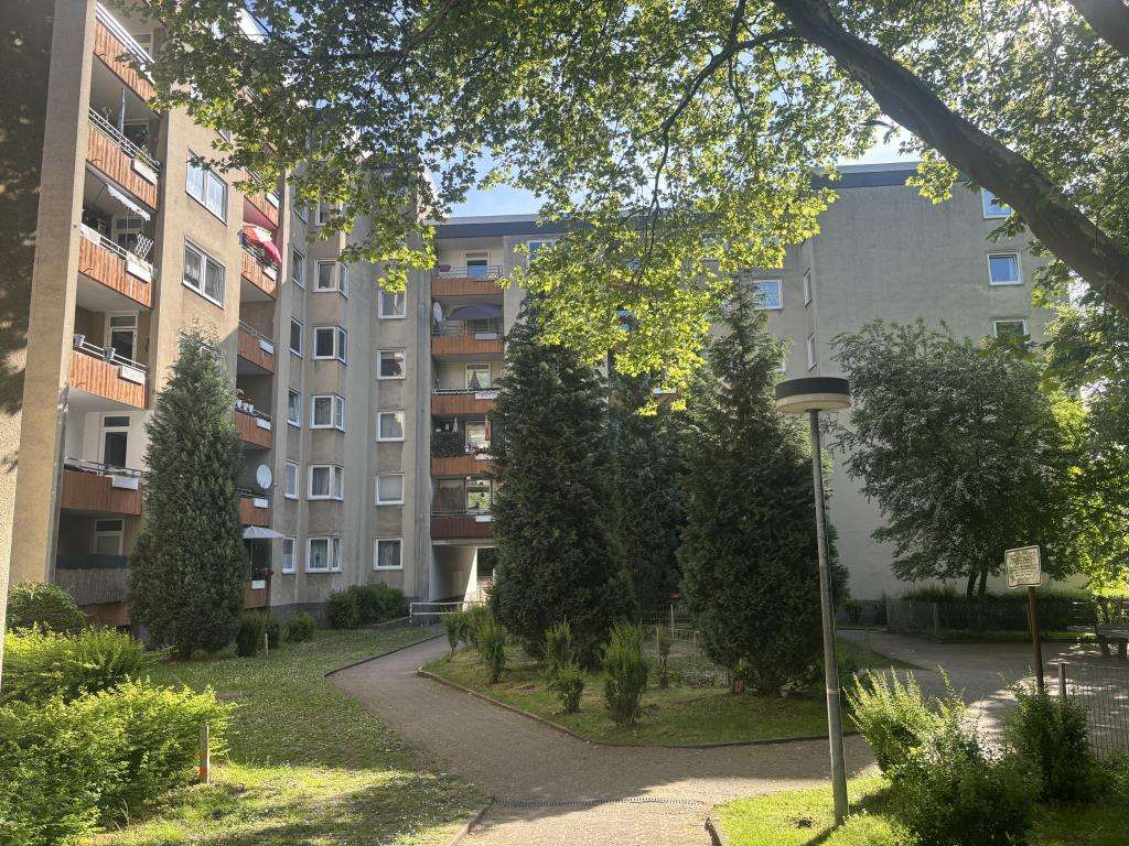 Thumbnail-Wohnung zum Mieten in Bochum 332,65 € 76.72 m²