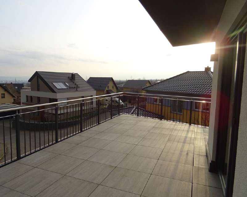 Thumbnail-Wohnung zum Mieten in Pesterwitz 1.800,00 € 138 m²