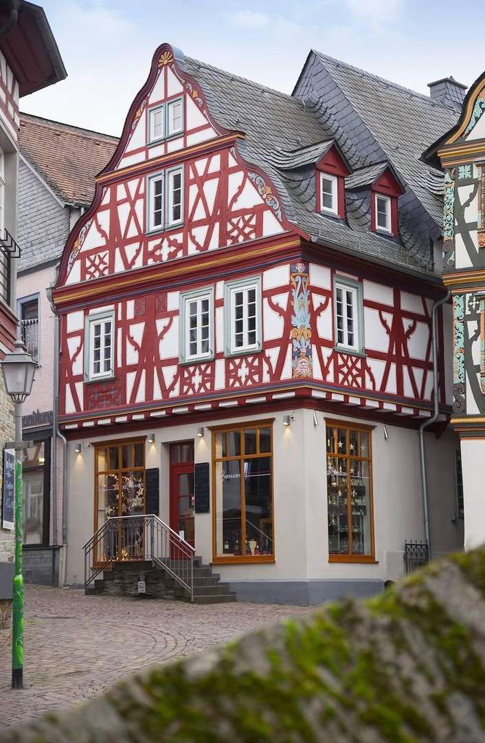 Thumbnail-Haus zum Kaufen in Idstein 1.380.000,00 € 271.55 m²