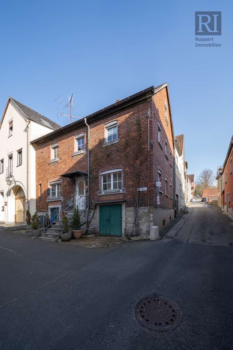 Thumbnail-Haus zum Kaufen in Marktbreit 135.000,00 € 100 m²