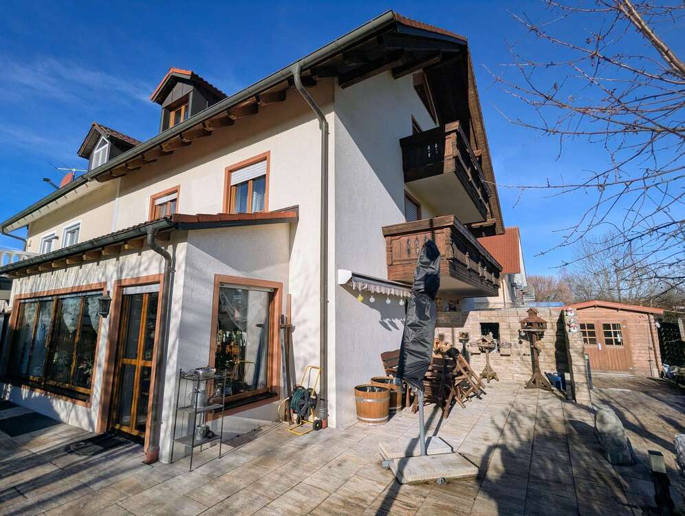 Thumbnail-Wohnung zum Mieten in Moosinning 2.000,00 € 160 m²