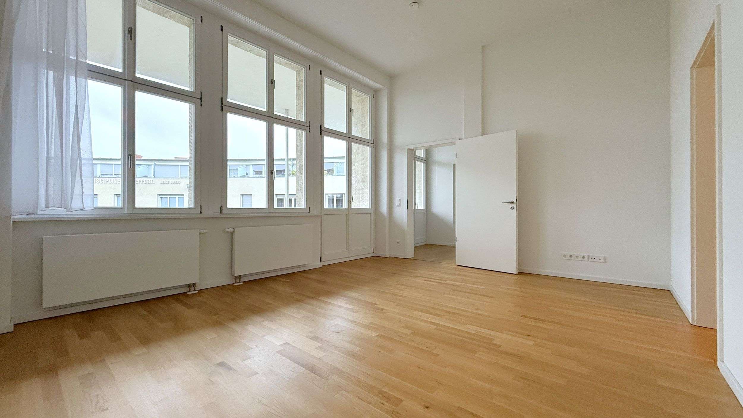 Thumbnail-Wohnung zum Mieten in Wustermark 1.580,00 € 148.98 m²