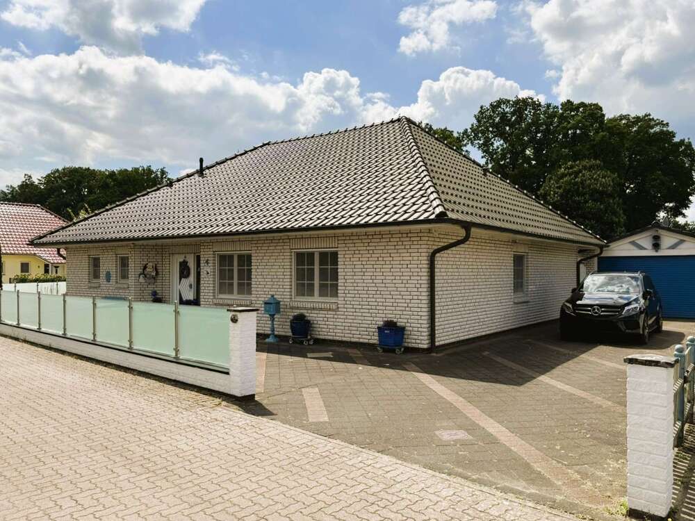 Thumbnail-Haus zum Kaufen in Hemslingen 409.000,00 € 135.85 m²