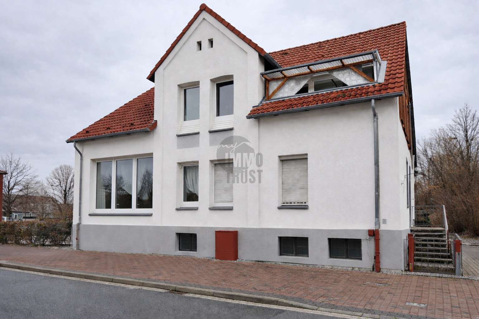 Thumbnail-Haus zum Kaufen in Laatzen 939.000,00 € 471 m²