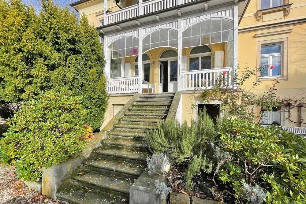 Thumbnail-Wohnung zum Mieten in Dresden 2.200,00 € 141 m²