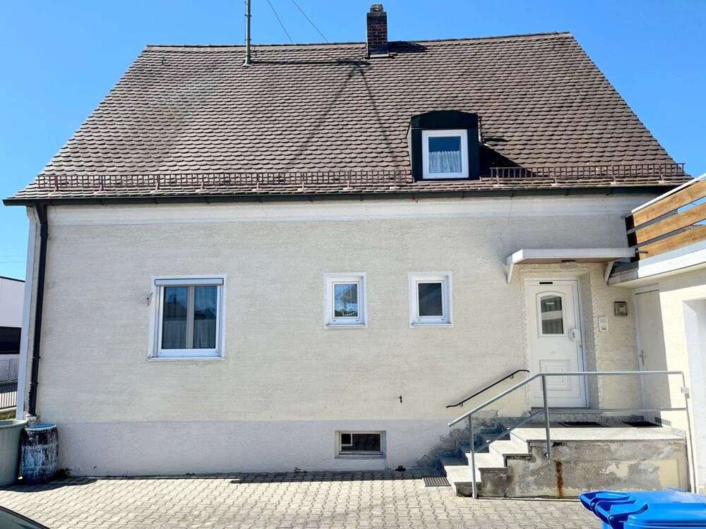 Thumbnail-Haus zum Kaufen in Mainburg 275.000,00 € 126 m²