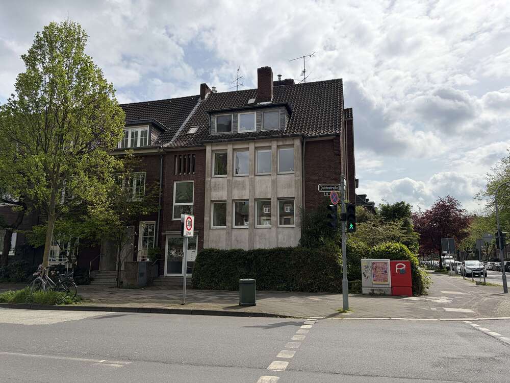 Thumbnail-Haus zum Kaufen in Düsseldorf 2.250.000,00 € 402 m²