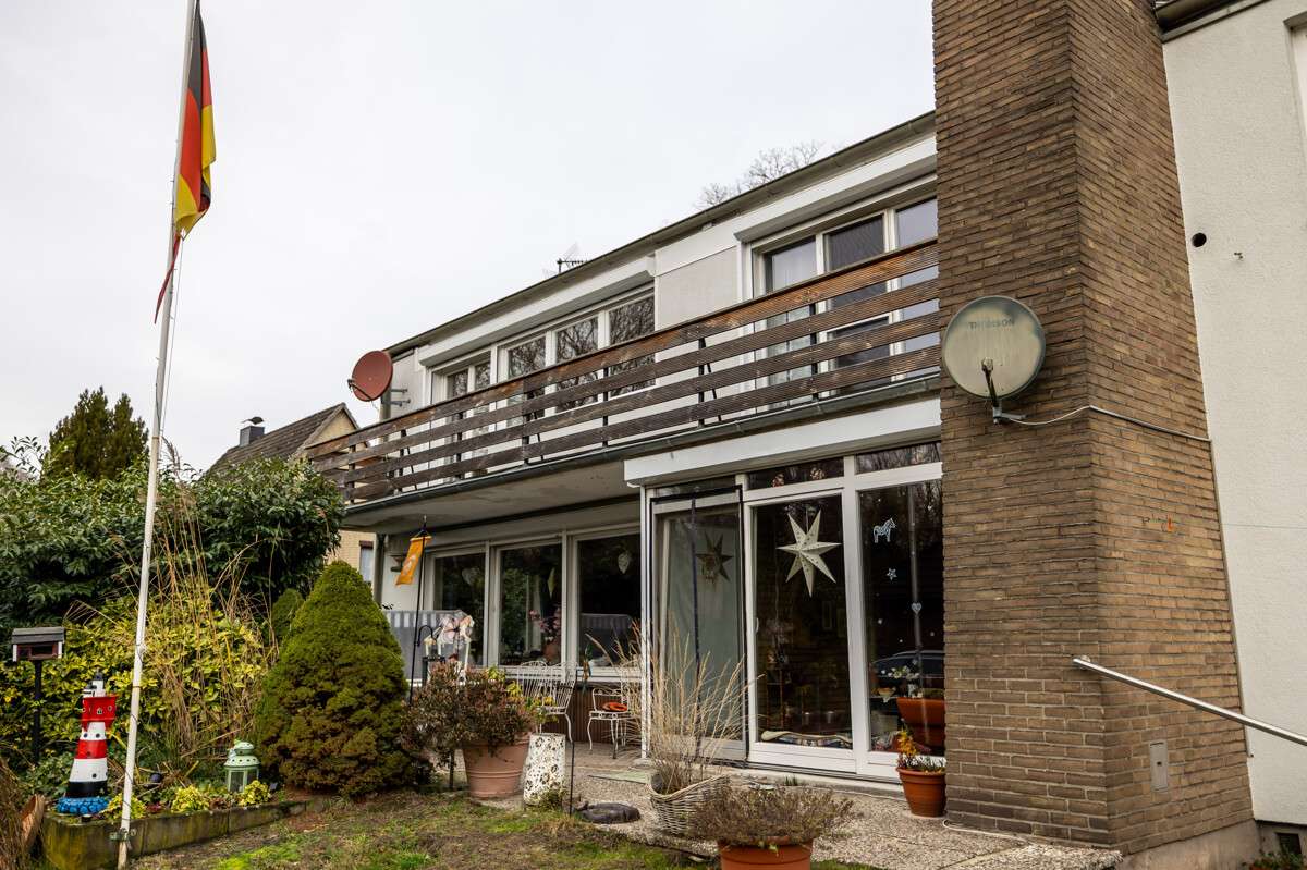 Thumbnail-Haus zum Kaufen in Delmenhorst 297.000,00 € 286 m²