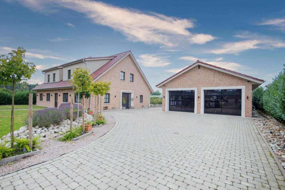 Thumbnail-Haus zum Kaufen in Bad Zwischenahn 1.599.000,00 € 287 m²