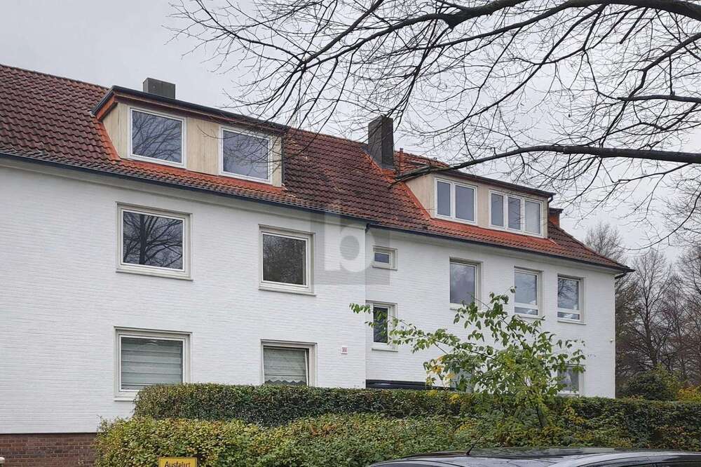 Thumbnail-Haus zum Kaufen in Hamburg Groß Borstel 1.030.000,00 € 255 m²