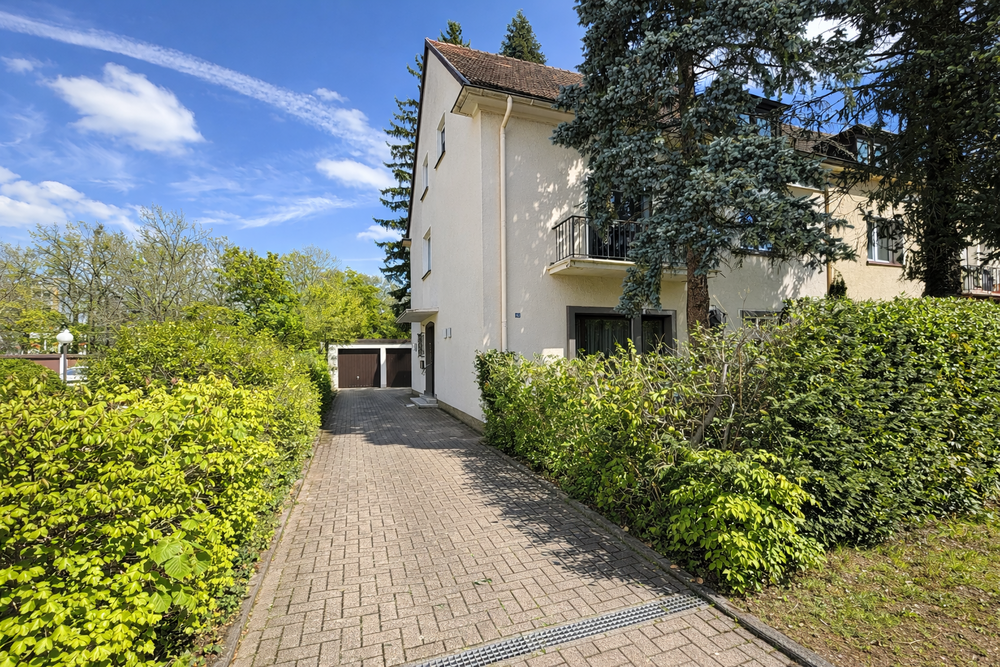 Thumbnail-Haus zum Kaufen in Saarbrücken 379.000,00 € 265 m²