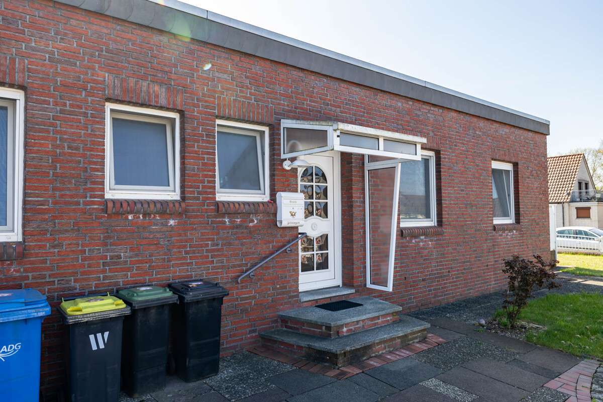 Thumbnail-Wohnung zum Kaufen in Delmenhorst 175.000,00 € 98.24 m²