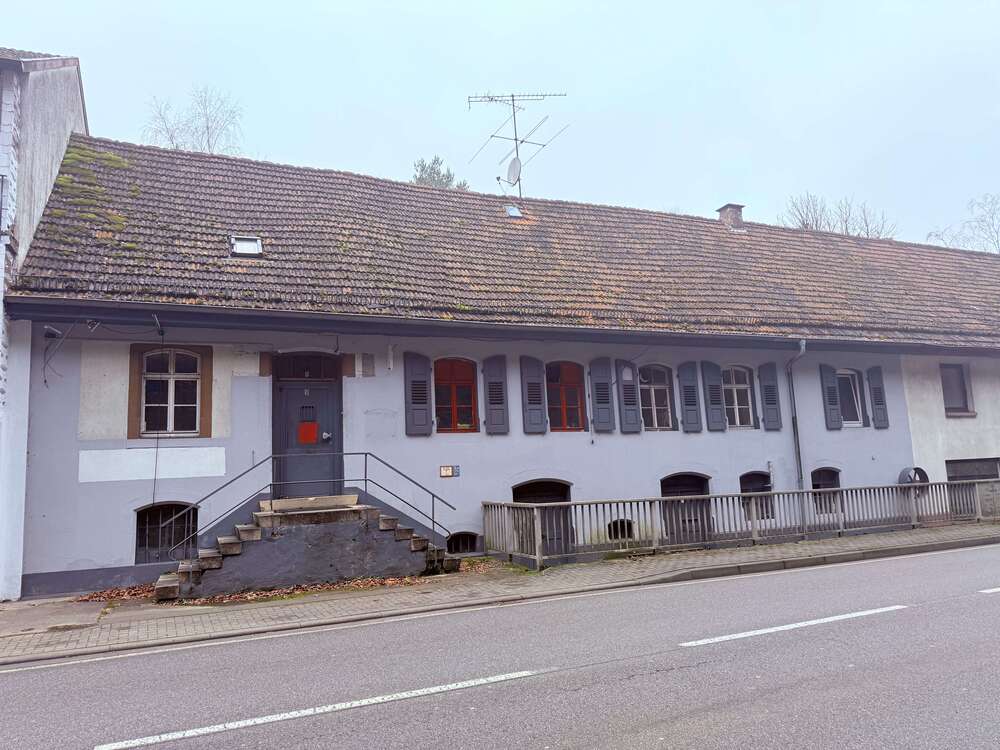 Thumbnail-Haus zum Kaufen in Donsieders 65.000,00 € 180 m²