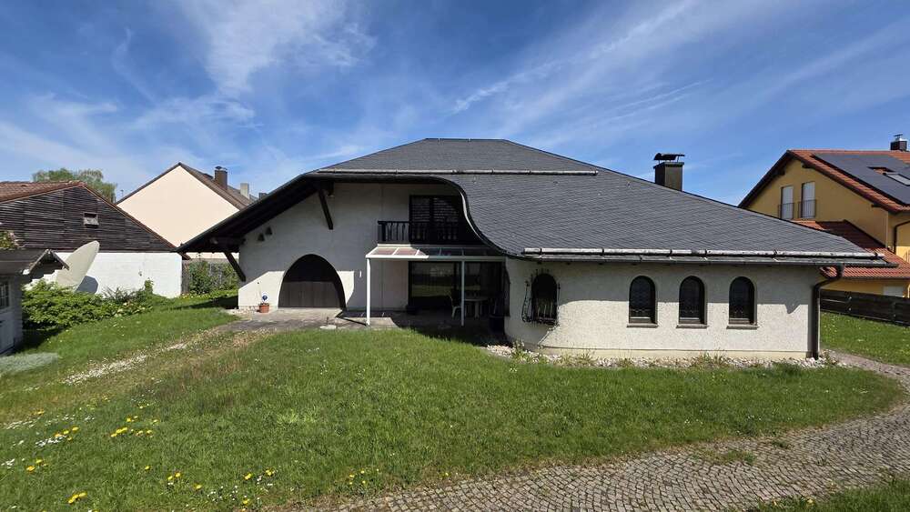Thumbnail-Haus zum Kaufen in Puchheim 1.800.000,00 € 183.42 m²