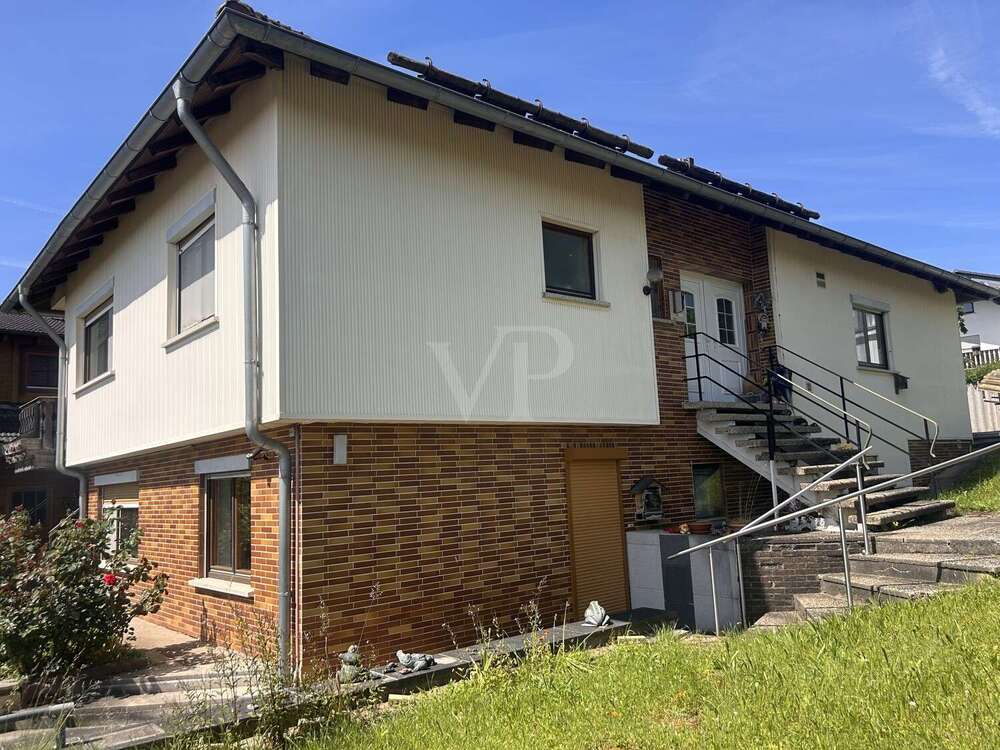 Thumbnail-Haus zum Kaufen in Bad Rodach Heldritt 196.000,00 € 180 m²