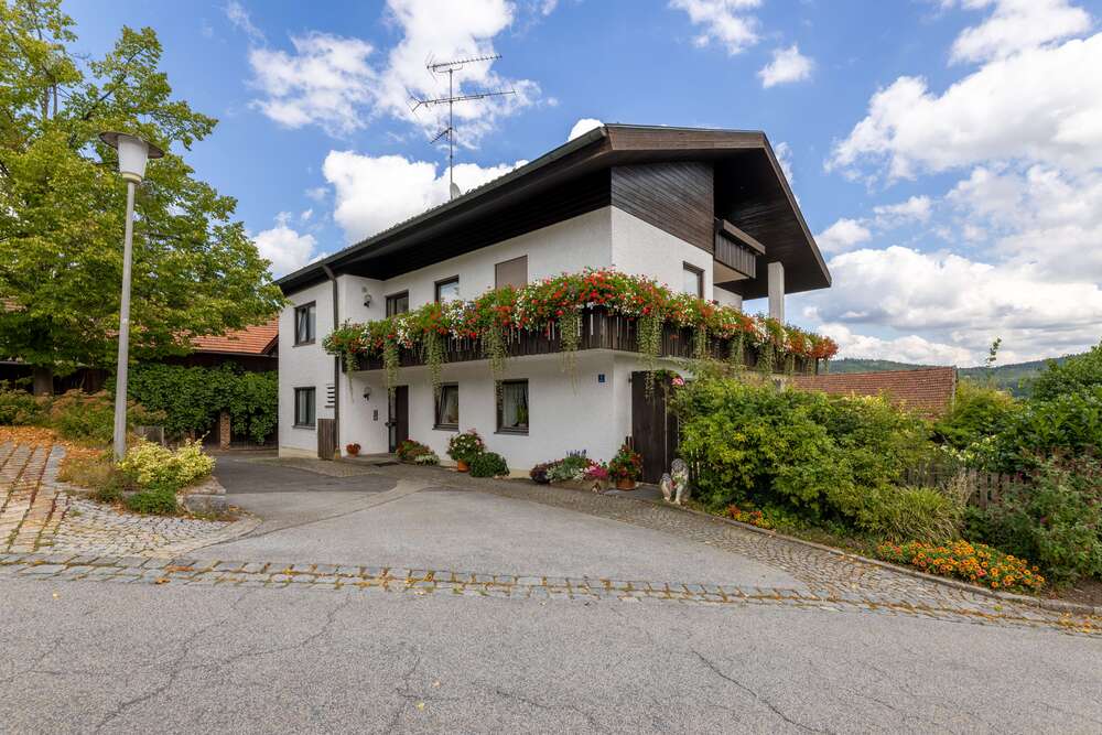 Thumbnail-Haus zum Kaufen in Konzell 499.000,00 € 350 m²
