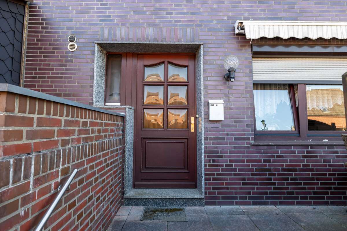 Thumbnail-Wohnung zum Kaufen in Delmenhorst 75.000,00 € 39.27 m²