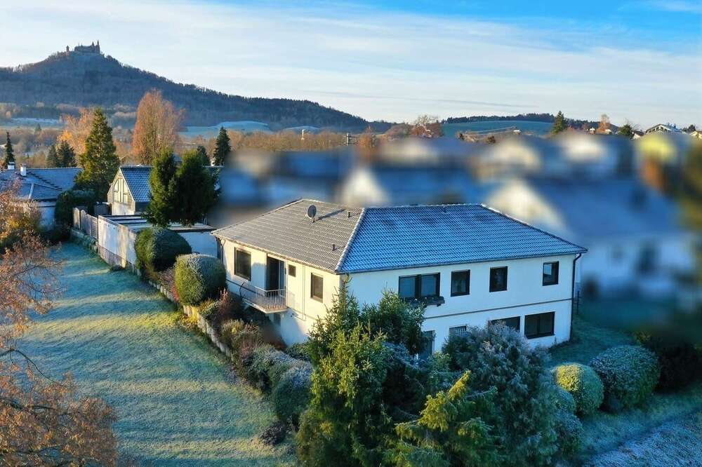 Thumbnail-Haus zum Kaufen in Hechingen 458.000,00 € 179 m²