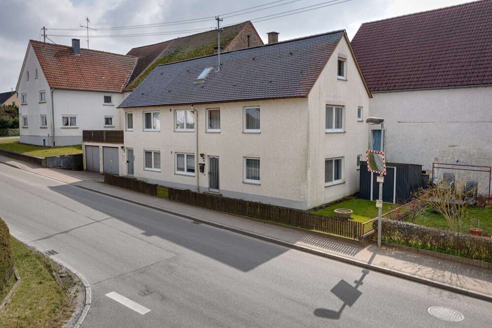 Thumbnail-Haus zum Kaufen in Erbach 379.000,00 € 182.7 m²