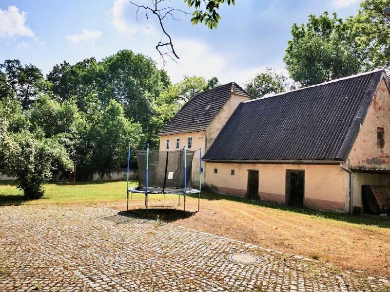 Thumbnail-Haus zum Kaufen in Riesa 45.000,00 € 154 m²