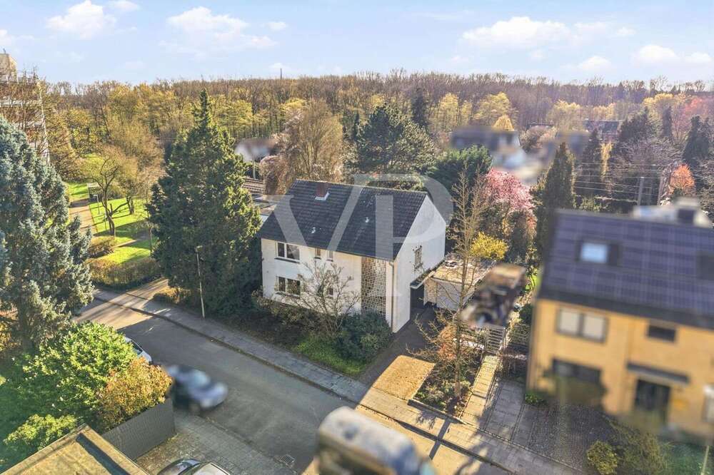 Thumbnail-Haus zum Kaufen in Köln 970.000,00 € 159.5 m²