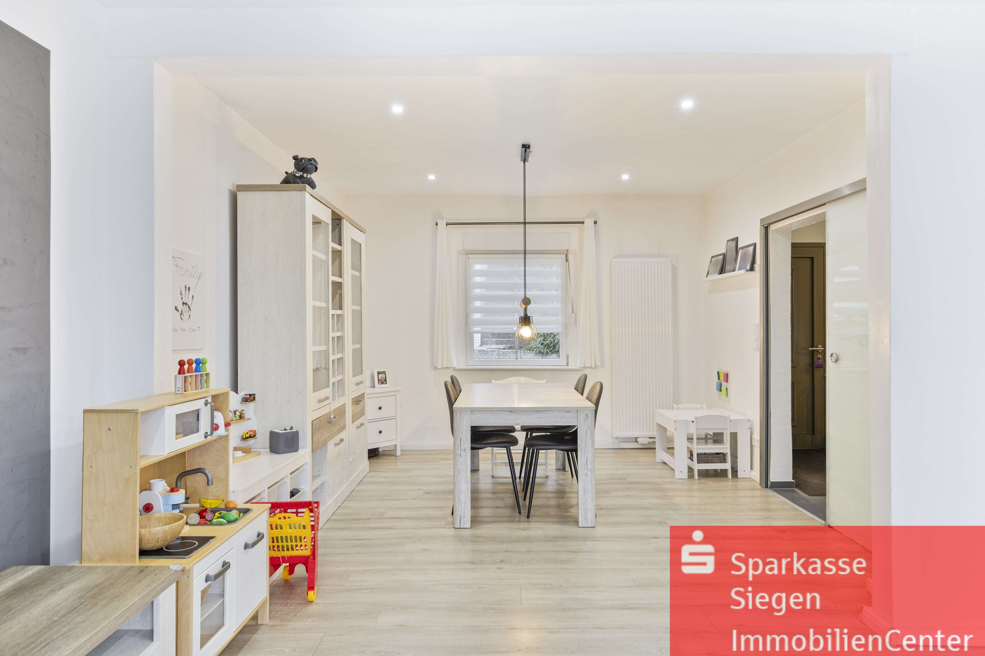 Thumbnail-Haus zum Kaufen in Siegen 299.000,00 € 157 m²