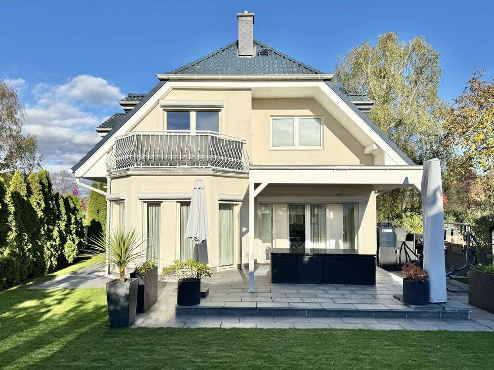 Thumbnail-Haus zum Kaufen in Berlin 1.250.000,00 € 295 m²