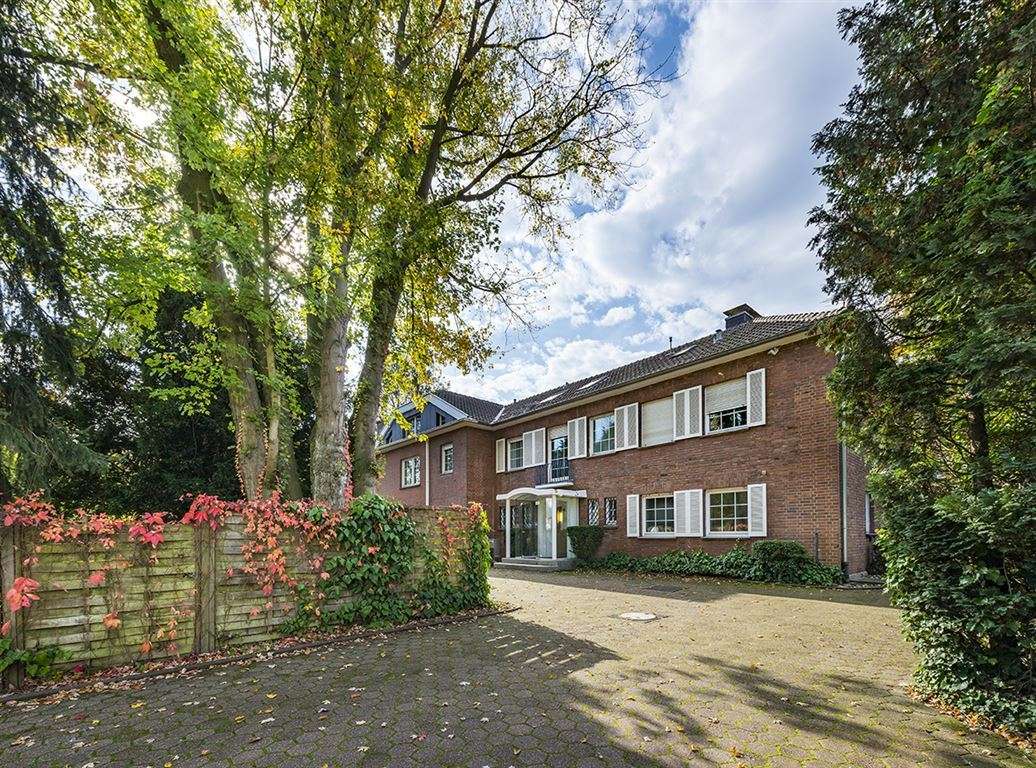 Thumbnail-Büro in Düsseldorf 11.490,00 € 849.07 m²
