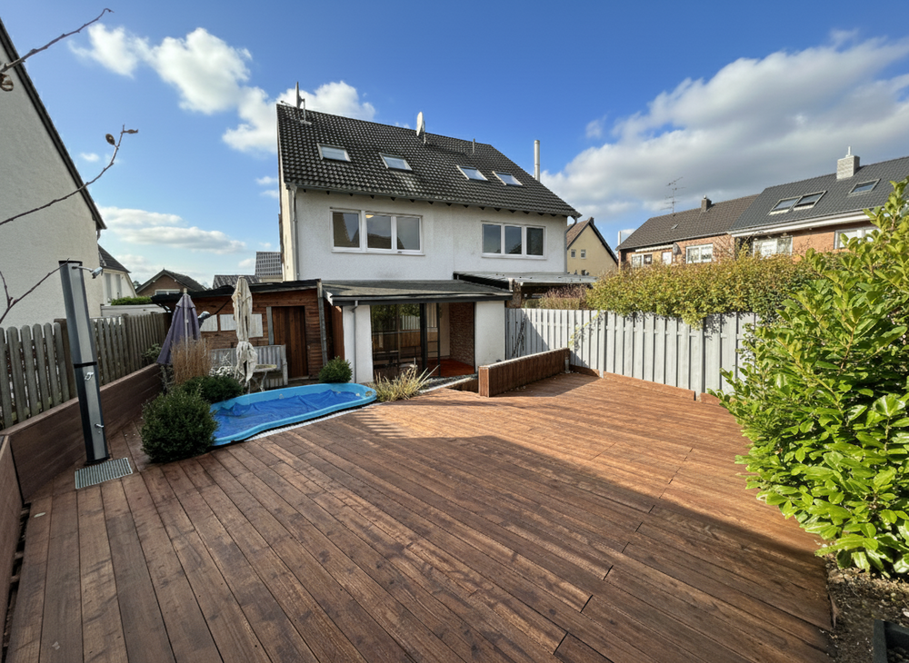 Thumbnail-Haus zum Mieten in Frechen 2.150,00 € 139 m²