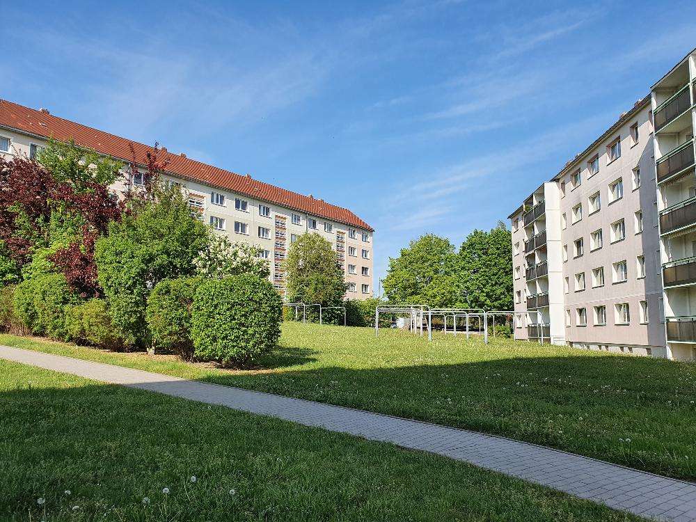 Thumbnail-Wohnung zum Mieten in Lichtentanne 170,00 € 31.37 m²