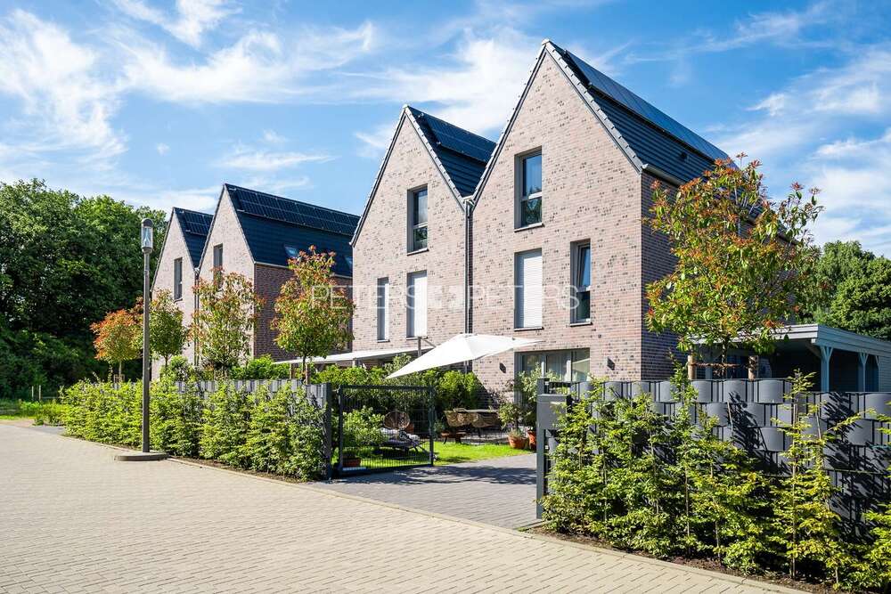 Thumbnail-Haus zum Kaufen in Hamburg 950.000,00 € 151 m²