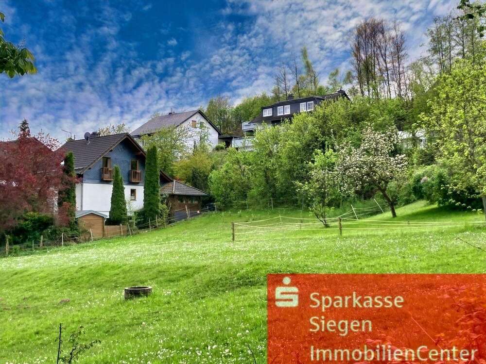 Thumbnail-Grundstück zu verkaufen in Siegen 90.000,00 € 903 m²