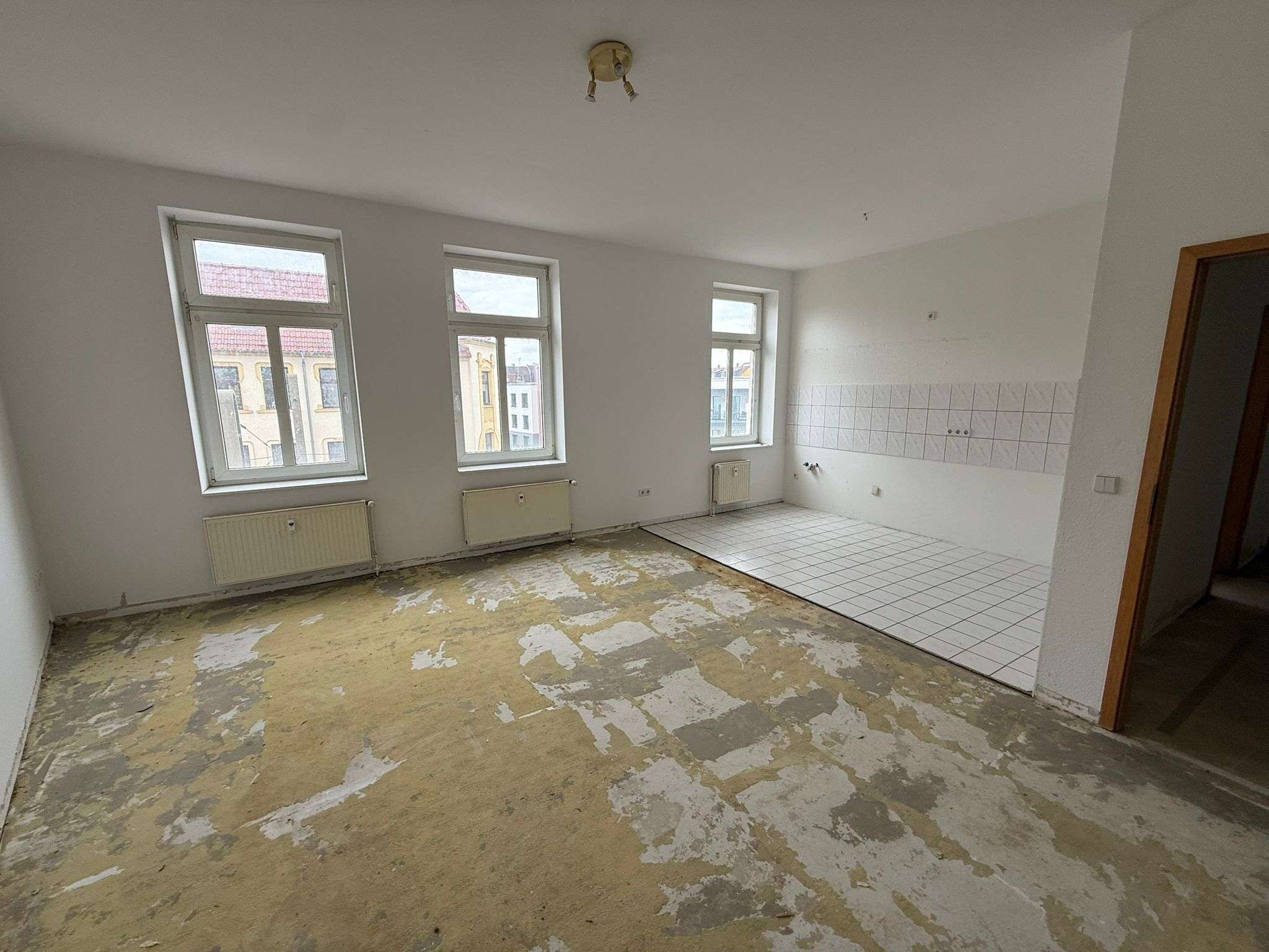 Thumbnail-Wohnung zum Mieten in Magdeburg 330,00 € 50.48 m²