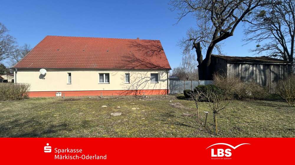 Thumbnail-Haus zum Kaufen in Bliesdorf 120.000,00 € 166 m²