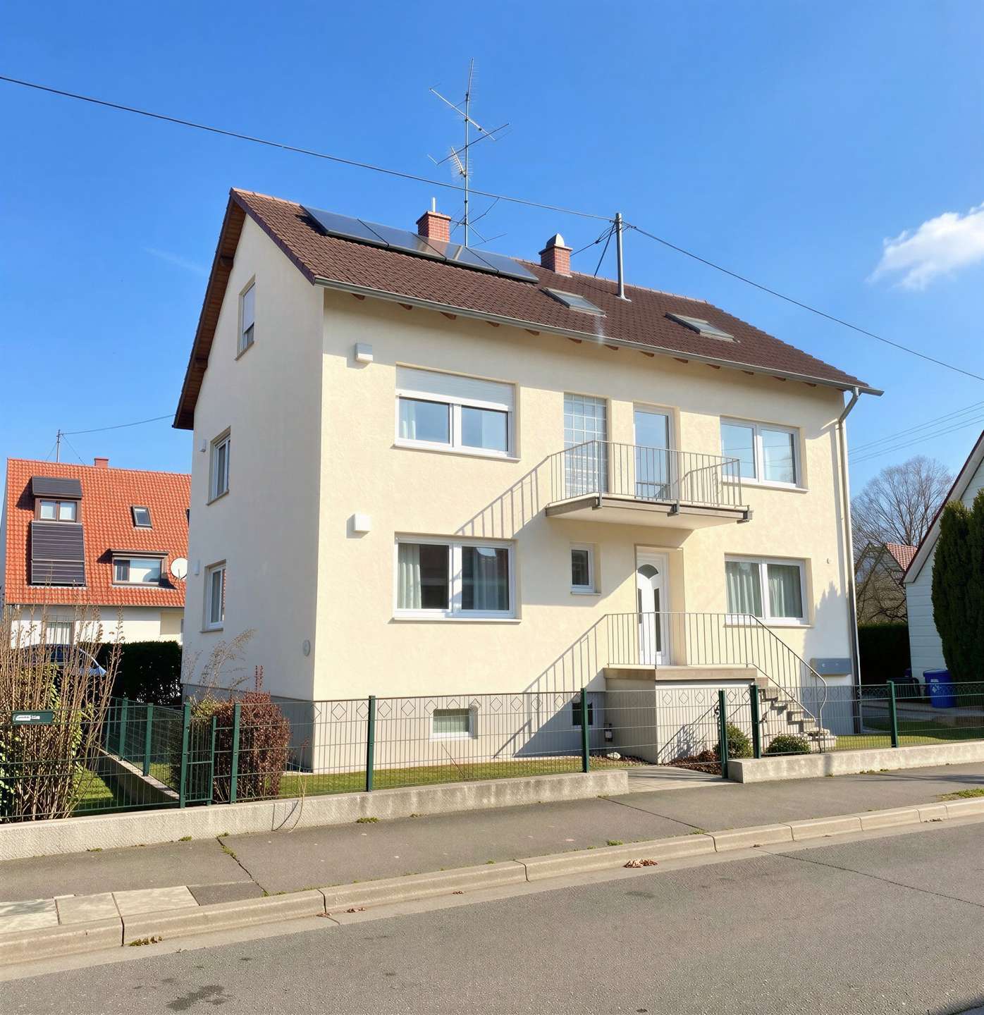 Thumbnail-Wohnung zum Mieten in Bayern - Asbach-Bäumenheim 1.000,00 € 117 m²