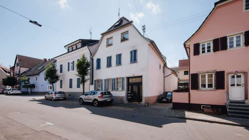 Thumbnail-Haus zum Kaufen in Endingen 430.000,00 € 241.91 m²