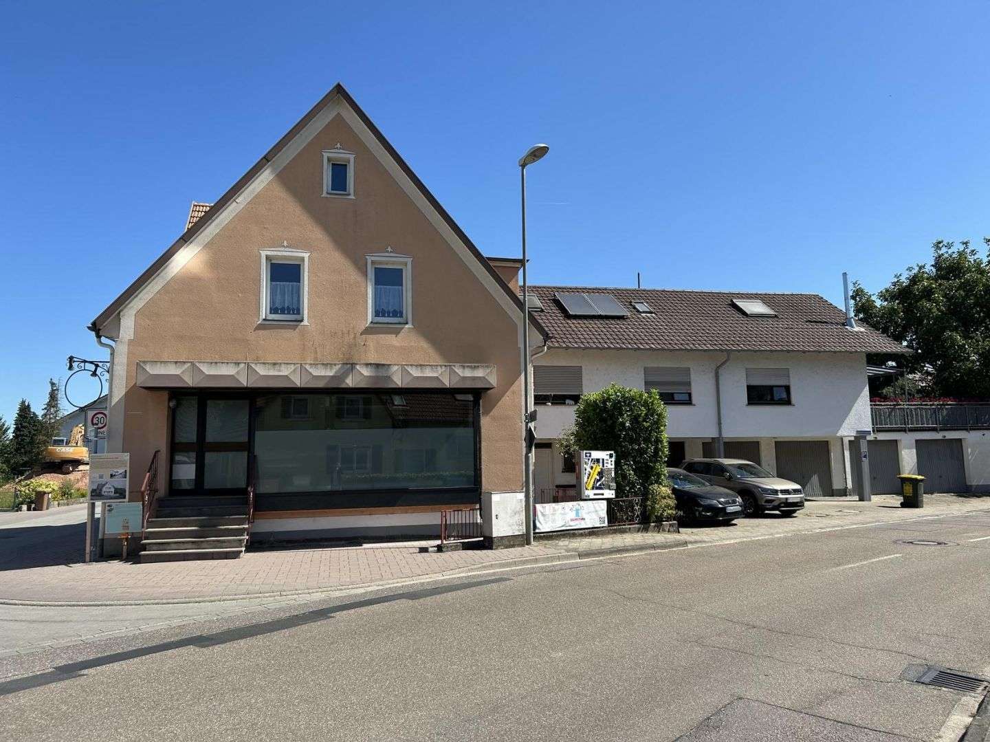 Thumbnail-Haus zum Kaufen in Bühl 389.000,00 € 204 m²