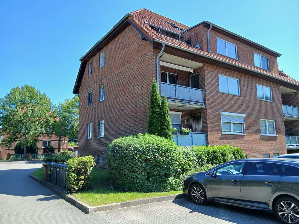 Thumbnail-Wohnung zum Mieten in Genthin 420,00 € 59.89 m²