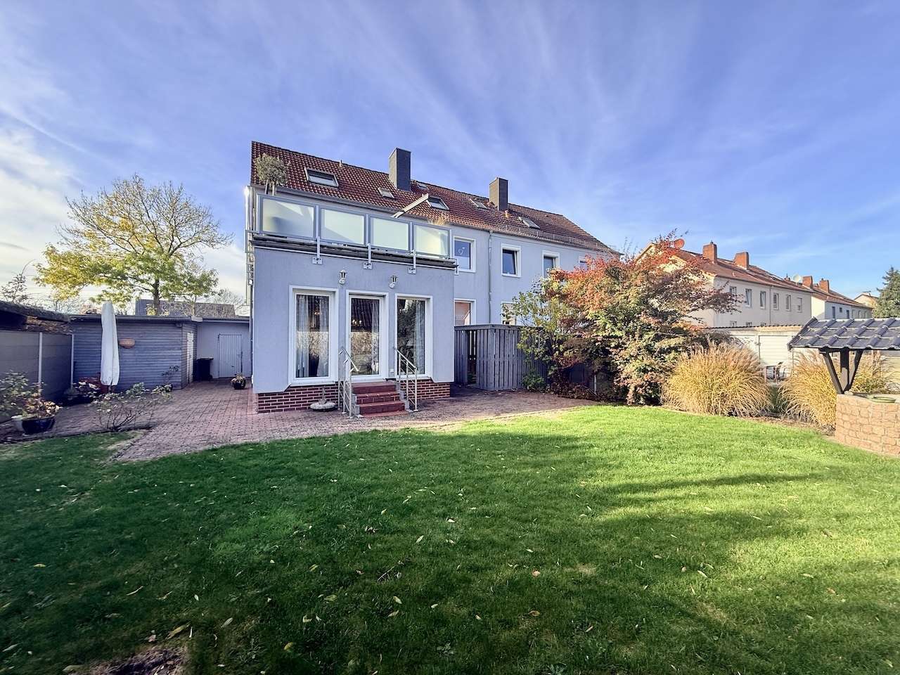 Thumbnail-Haus zum Kaufen in Neustadt am Rübenberge 579.000,00 € 343 m²